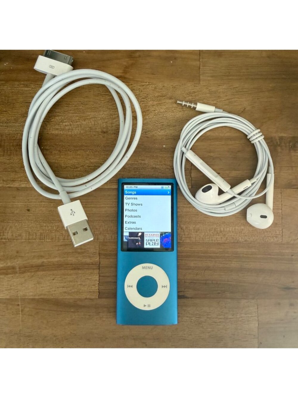 Apple iPod Nano 5th Gen 16GB Blue MP3 Player With Accessories *Tested*